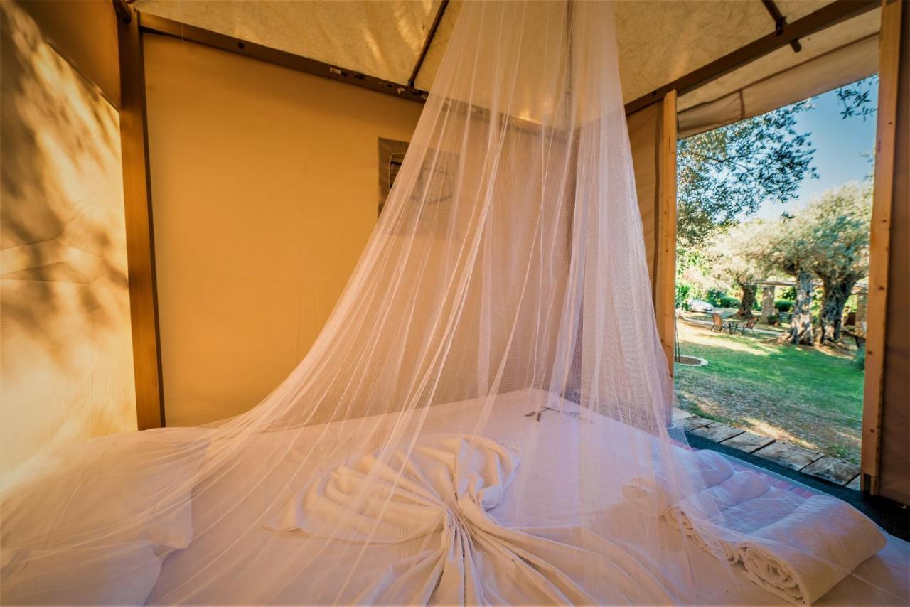 Holiday Park Olive Tree 乌尔齐尼 外观 照片